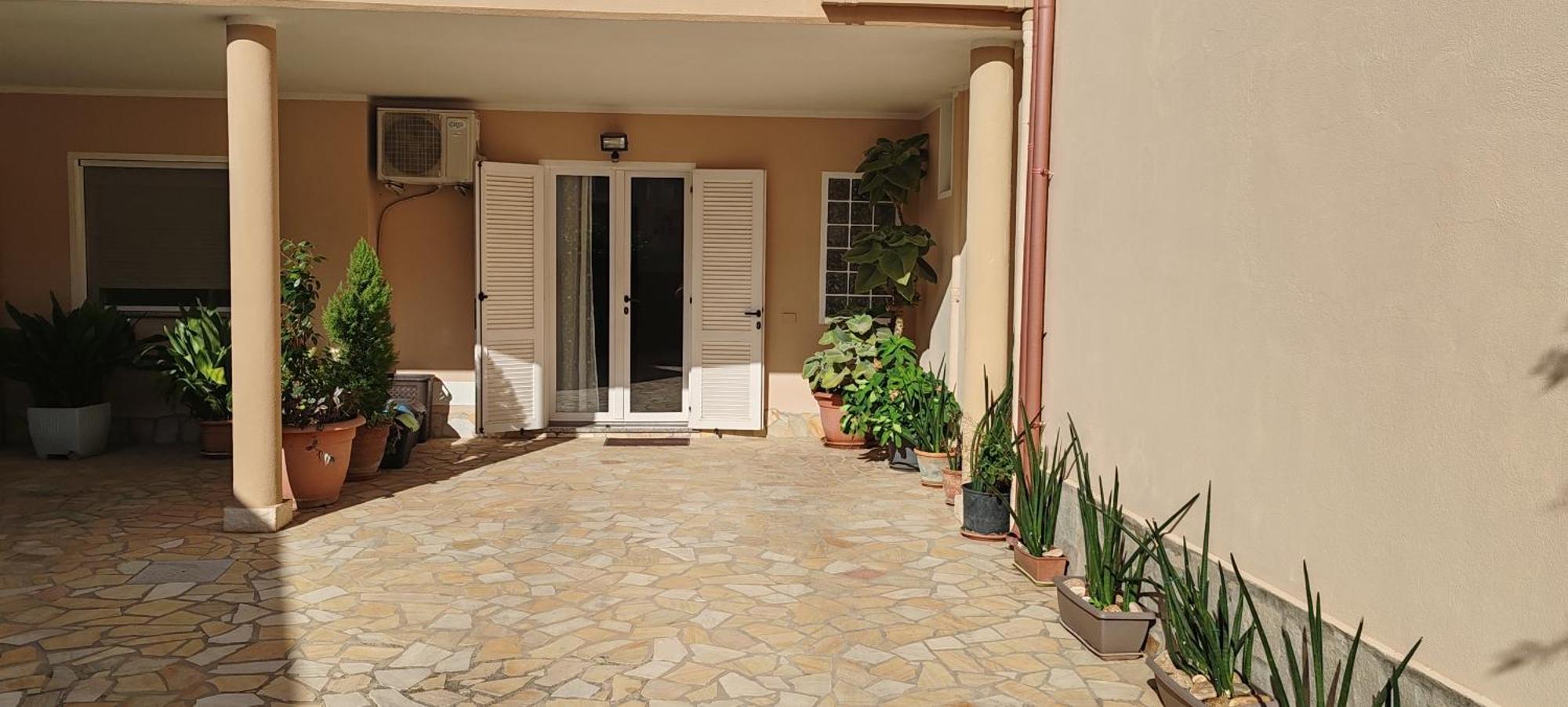 Casa Gio Appartement Assemini Buitenkant foto