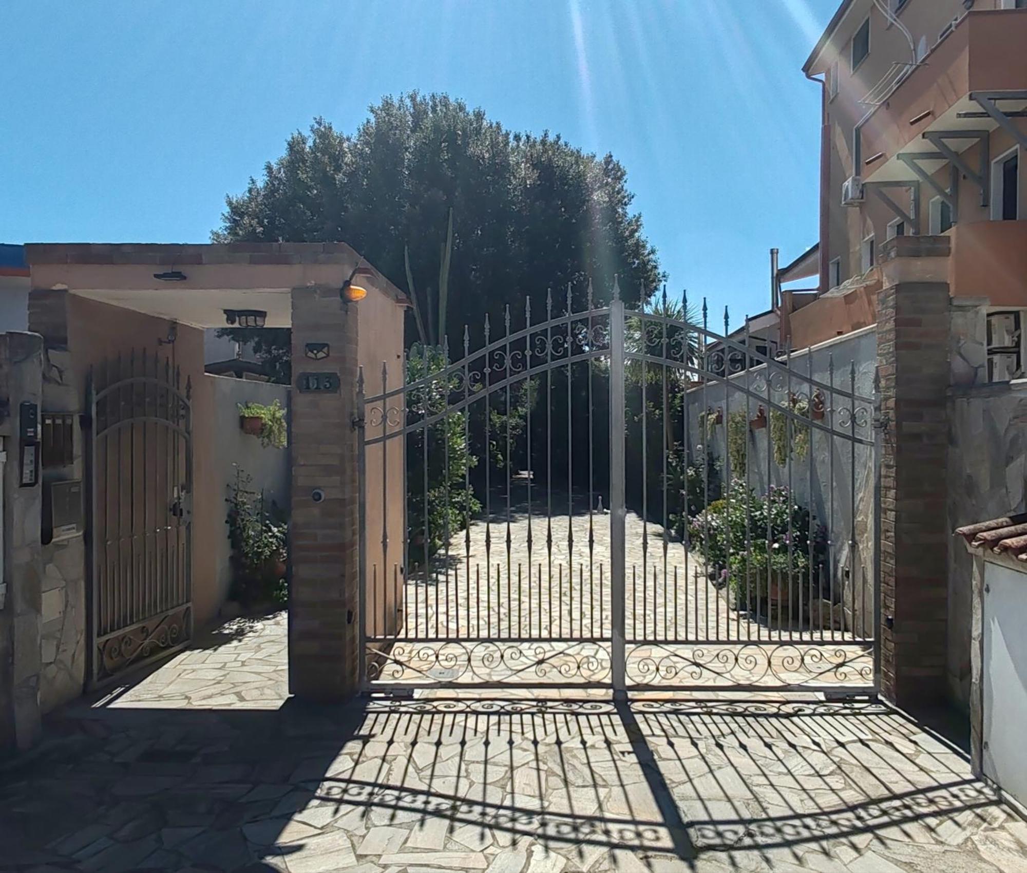 Casa Gio Appartement Assemini Buitenkant foto